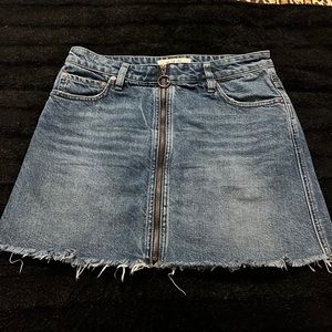 Free People mini skirt never worn size 28